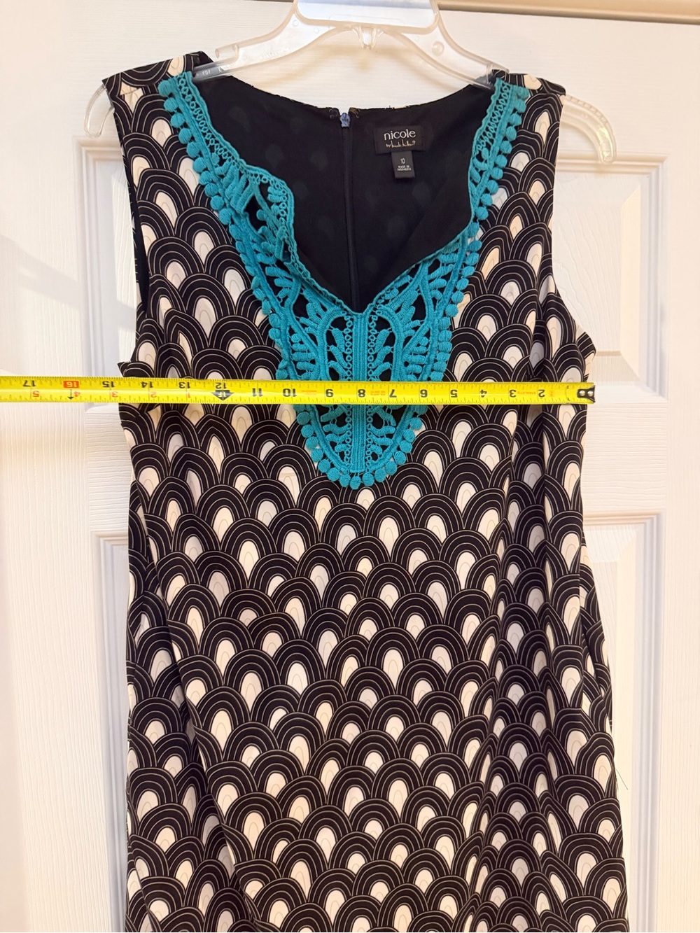 Ladies Size 10 "Nicole Miller" Black & White Swim Coverup Teal Crochet Neckline - Picture 4 of 7